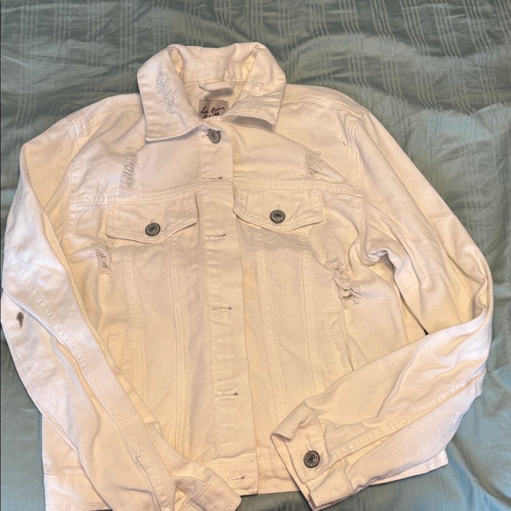 Love Tree Off-White Denim Jacket